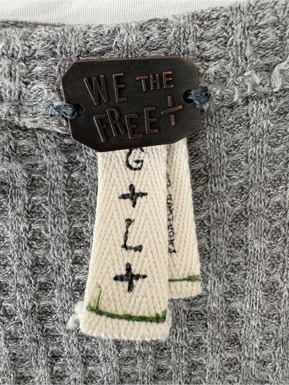 We The Free Gray Waffle-Knit V-Neck Long Sleeve Top - Picture 2 of 6